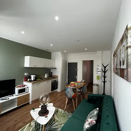 Apartman La Maison Castelpontine T3 *